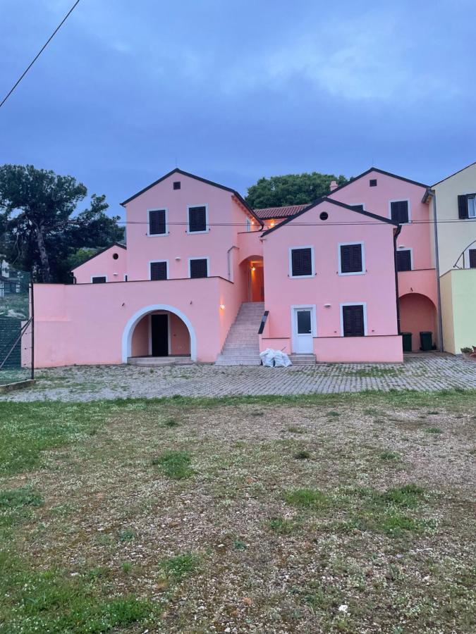 Accordi Lontani Apartment Nerezine Luaran gambar