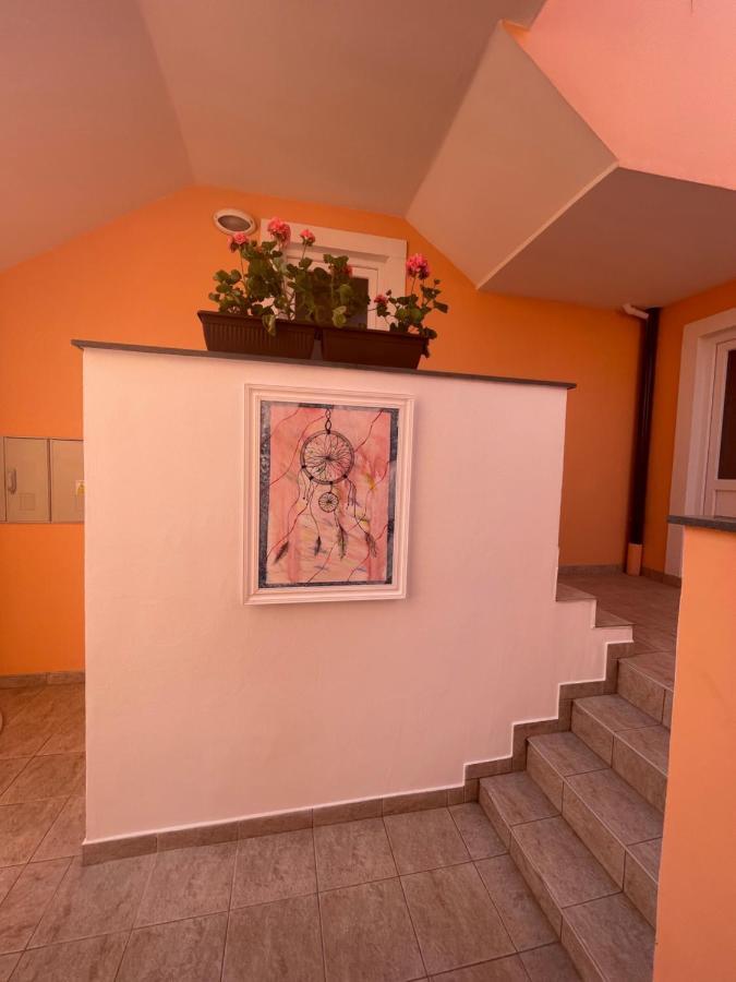 Accordi Lontani Apartment Nerezine Luaran gambar